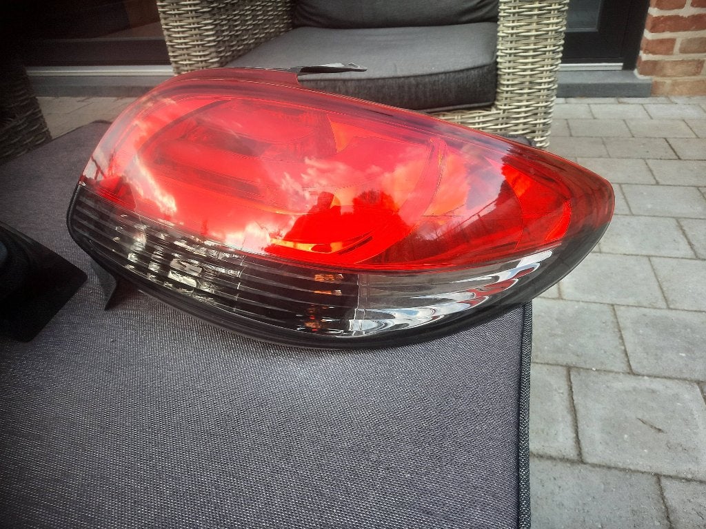 Feux arrières Peugeot 206, Autos, Euro 5, Achat, Boîte manuelle, Particulier