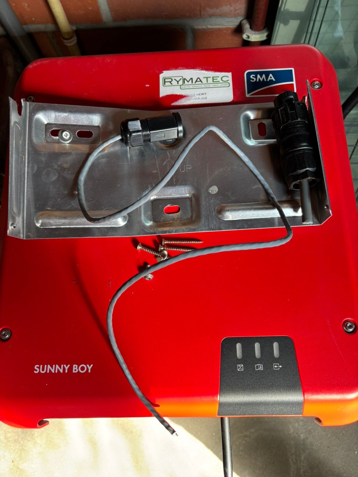 Omvormer SMA Sunny Boy, Doe-het-zelf en Bouw, Ophalen, Zo goed als nieuw