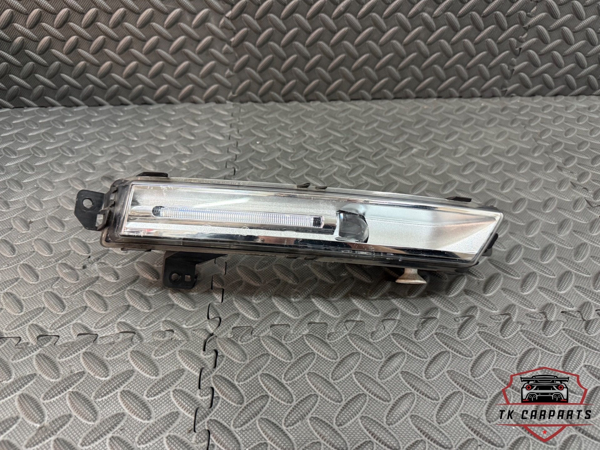 Phare antibrouillard LED droit Jaguar Land Rover hk8315200ad, Land Rover, Dpoffice@jaguarlandrover.com, Jaguar Land Rover Limited
