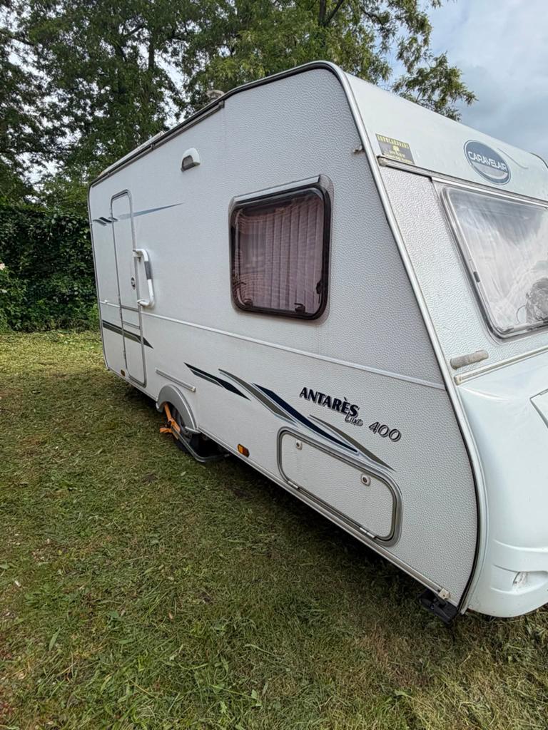 Caravan Caravelair, Caravanes & Camping, Caravanes, Particulier, Caravelair, Lit fixe, Douche, Enlèvement