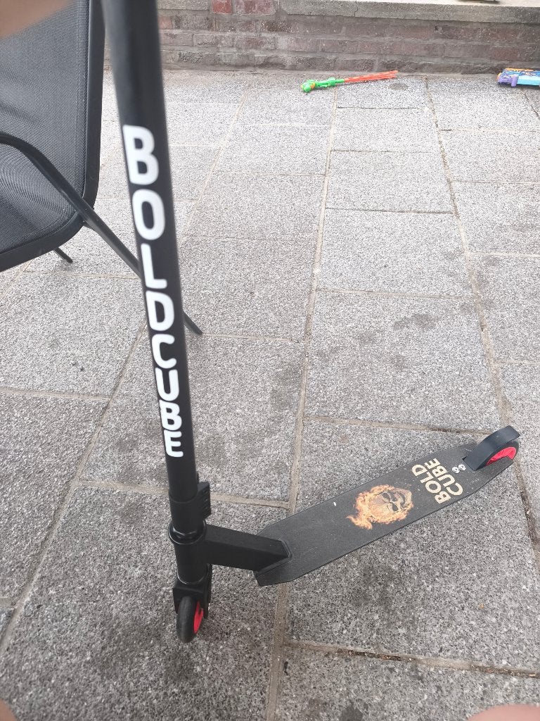 Stunt step, Fietsen en Brommers, Ophalen, Zo goed als nieuw, Gewone step