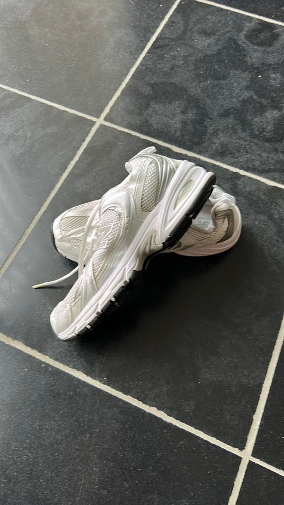 New balance 530 maat 41,5, Kleding | Dames, Schoenen, Ophalen, Zo goed als nieuw, Wit, Sneakers