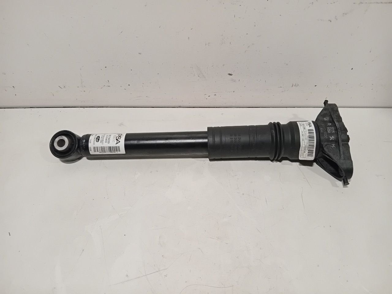 Schokbreker rechts achter Opel Corsa, Onderdelen@venauto.nl, Van der Ven Autorecycling B.V., Ettenseweg 76, 4706 PB Roosendaal, The Netherlands