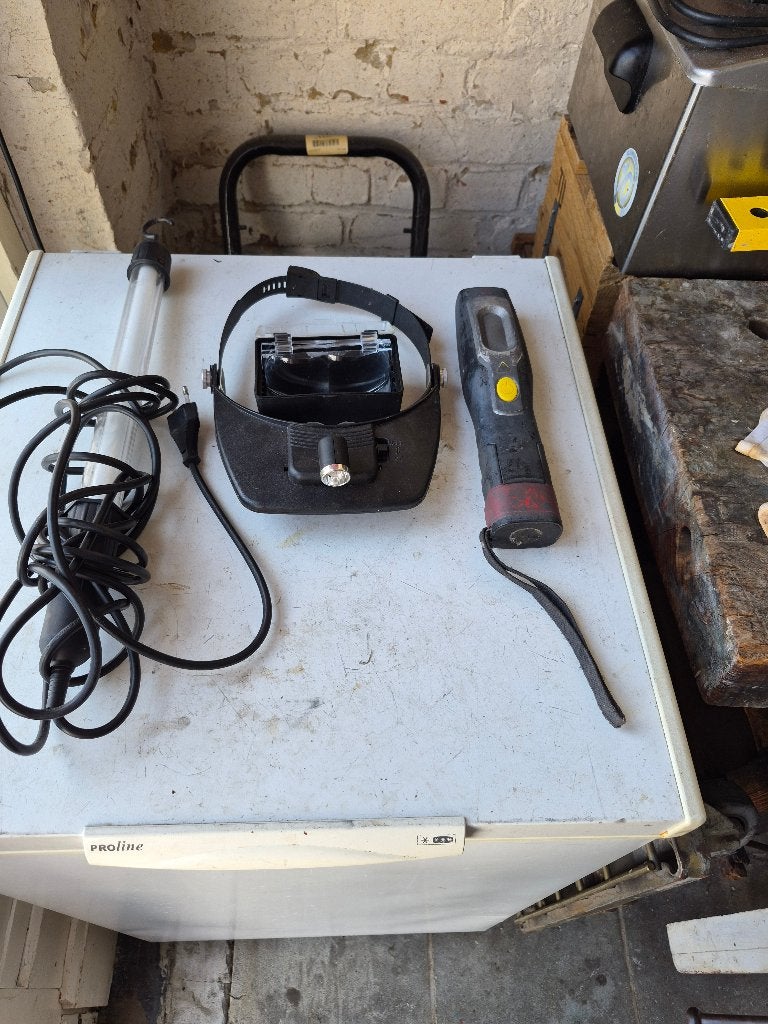 Gereedschap werkmateriaal lampen, Doe-het-zelf en Bouw, Ophalen of Verzenden, Gebruikt