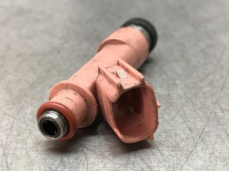 INJECTOR BRANDSTOF Yaris III (P13) (|YARIS|2325021091|), Auto-onderdelen, Gebruikt, Toyota