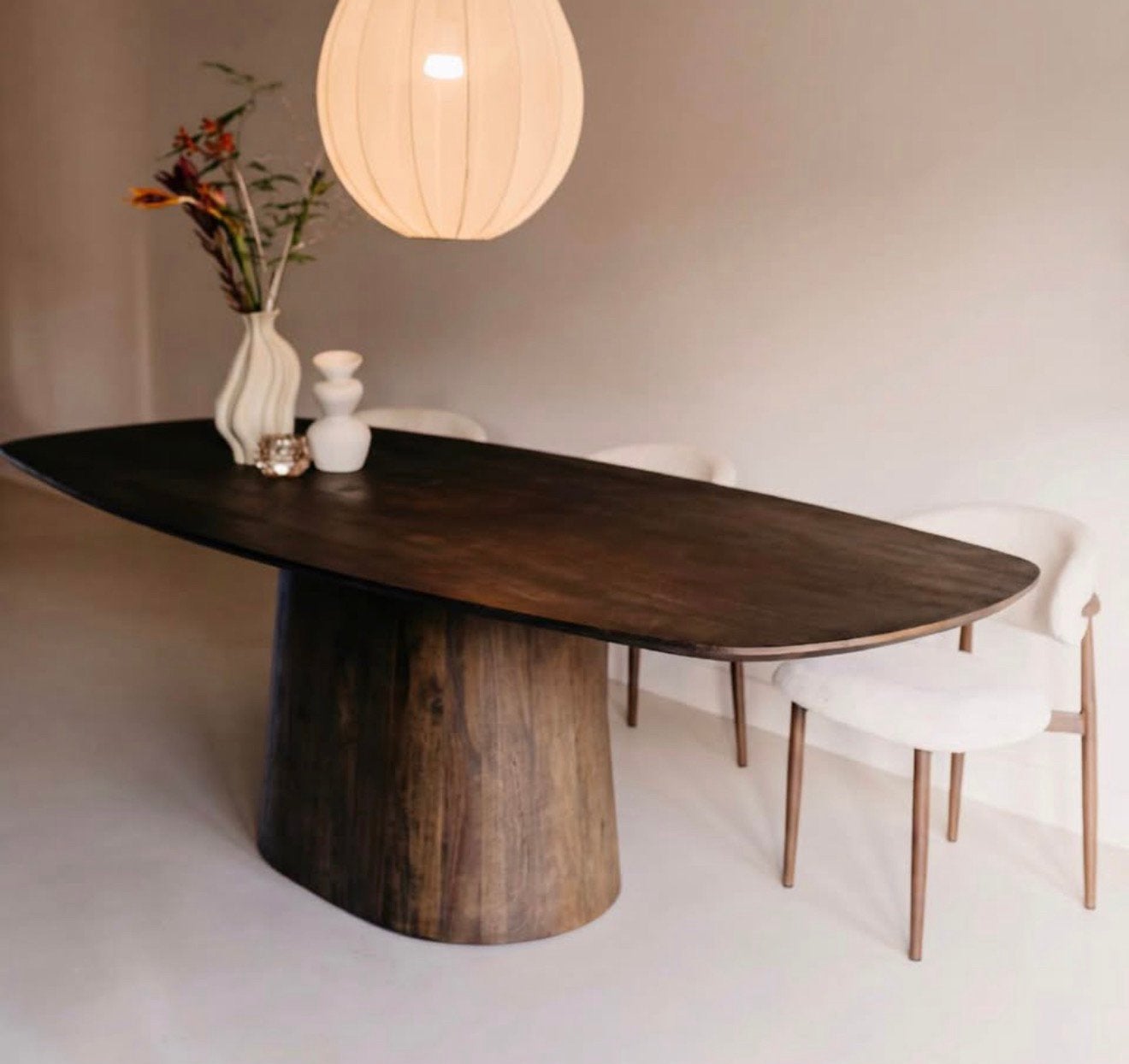 Table de rangement ovale 240cm en manguier massif, Maison & Meubles, Comme neuf, 100 à 150 cm, Enlèvement, 200 cm ou plus
