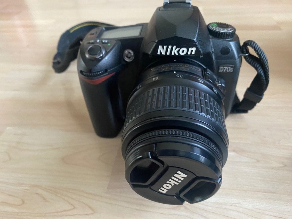 Nikon D70 Spiegel Reflex Digital camera, Enlèvement ou Envoi, Utilisé, Reflex miroir, Nikon