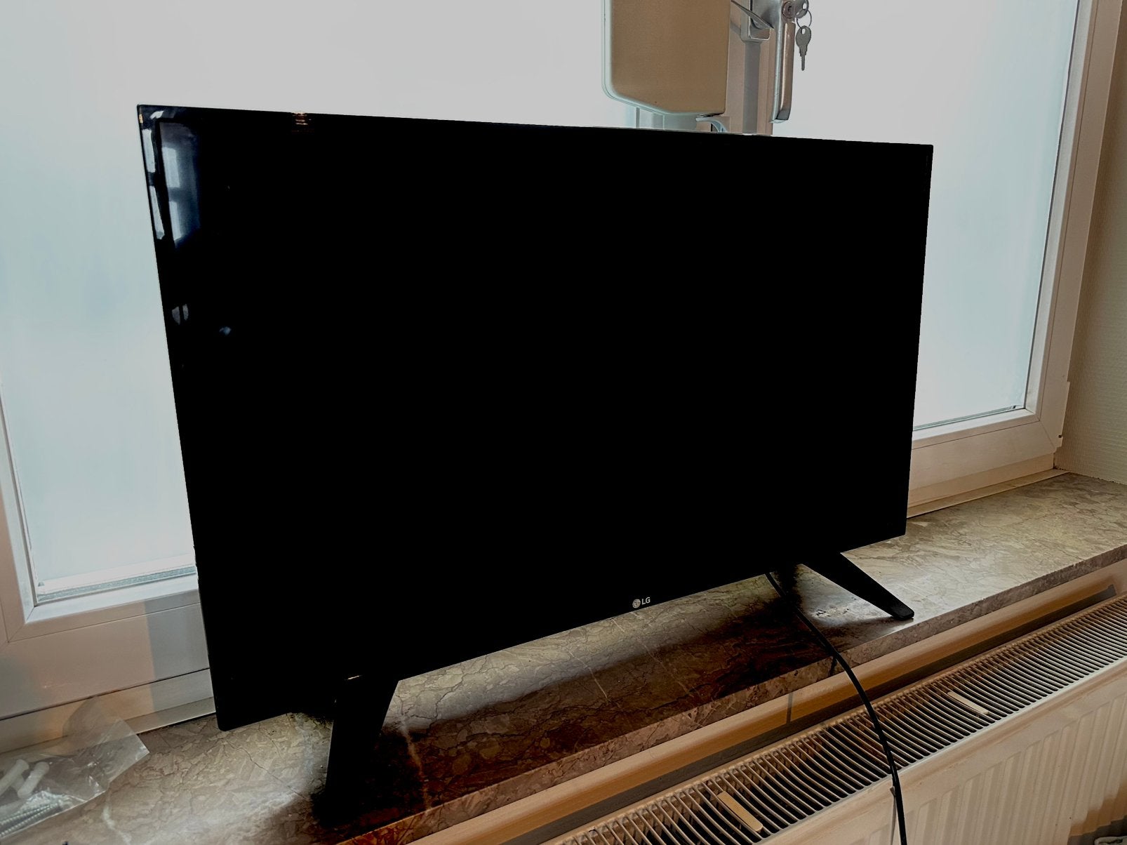 Téléviseur LED LG 32" (81 cm) + Télécommande – Parfait état, Audio, Tv en Foto, Televisies, Ophalen, LED, Zo goed als nieuw, LG