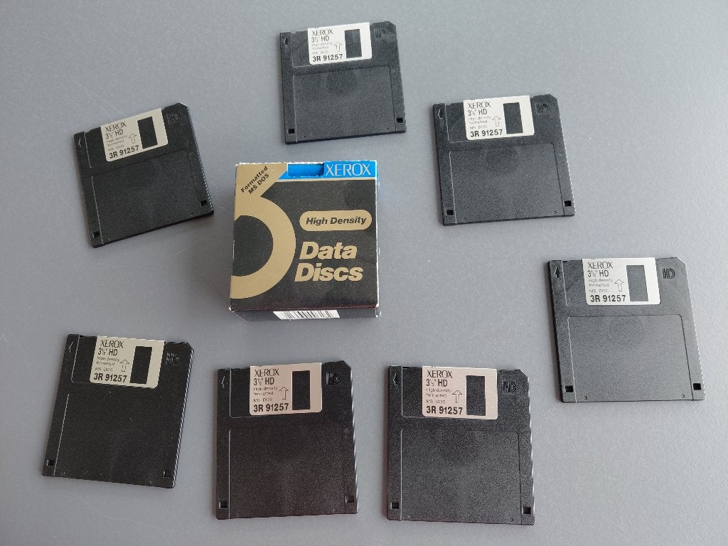 Boîte de 7 Disquettes XEROS 3,5 HD ( 1,44MB), Enlèvement, Neuf, XEROS