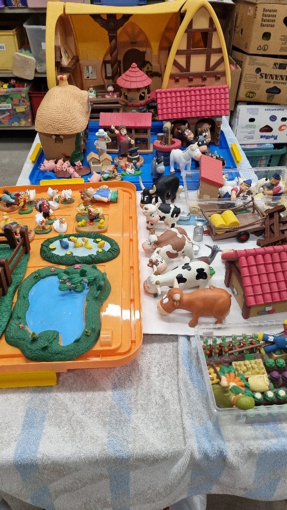 Superbe maison chaumière Disney vintage, Enlèvement ou Envoi, Utilisé, Statue ou Figurine