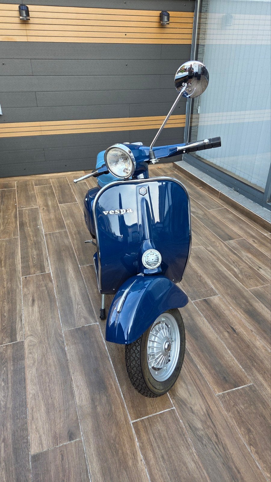 Vespa primavera