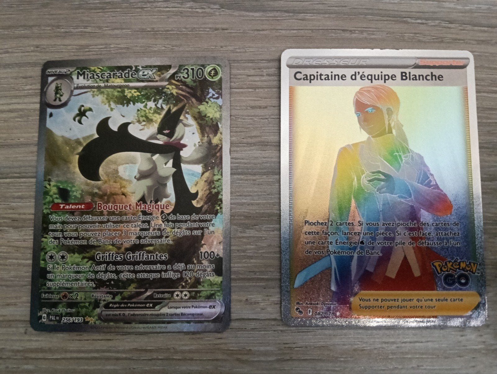 3 cartes Pokémon en français, Enlèvement, Comme neuf, Plusieurs cartes