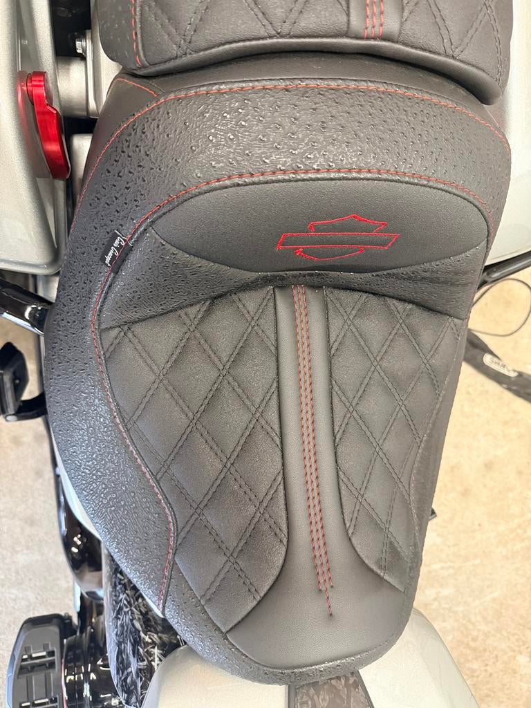 Harley Touring 2024 tot 2026 solo plus duostoel, Ophalen of Verzenden