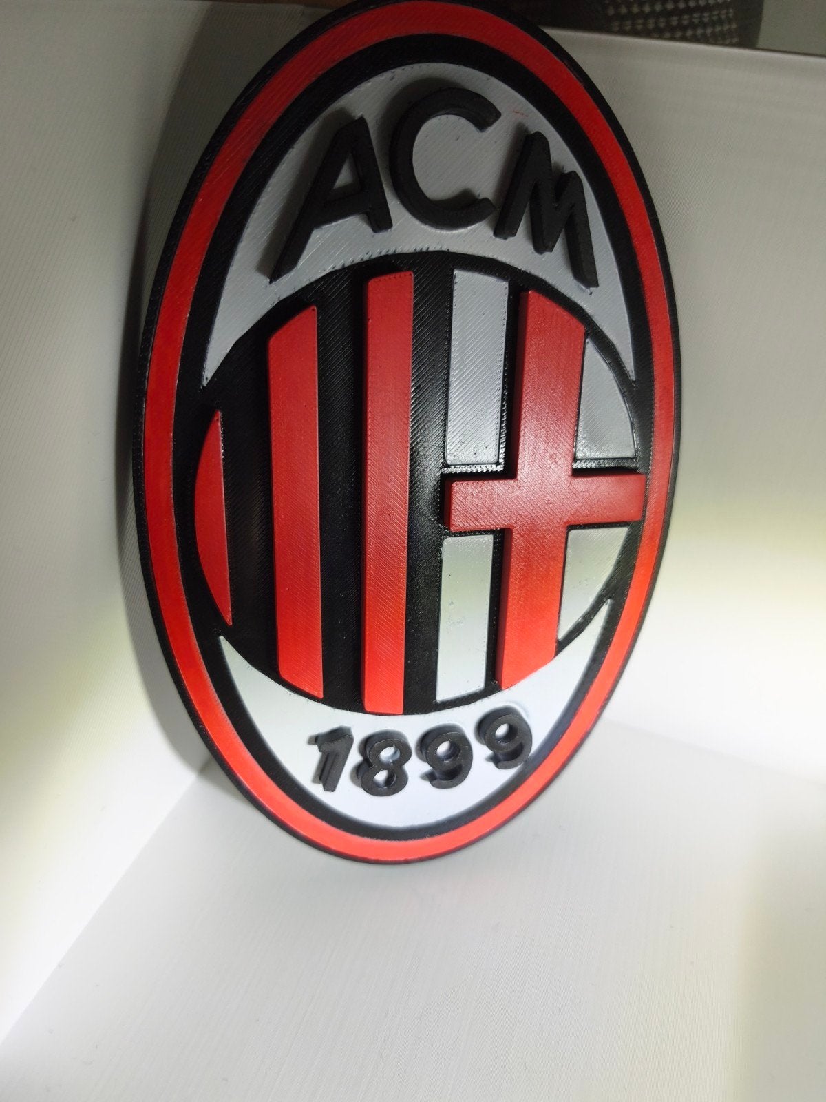 bouclier de Milan fini à la main, Neuf, Plastique, Overige thema's, Noir