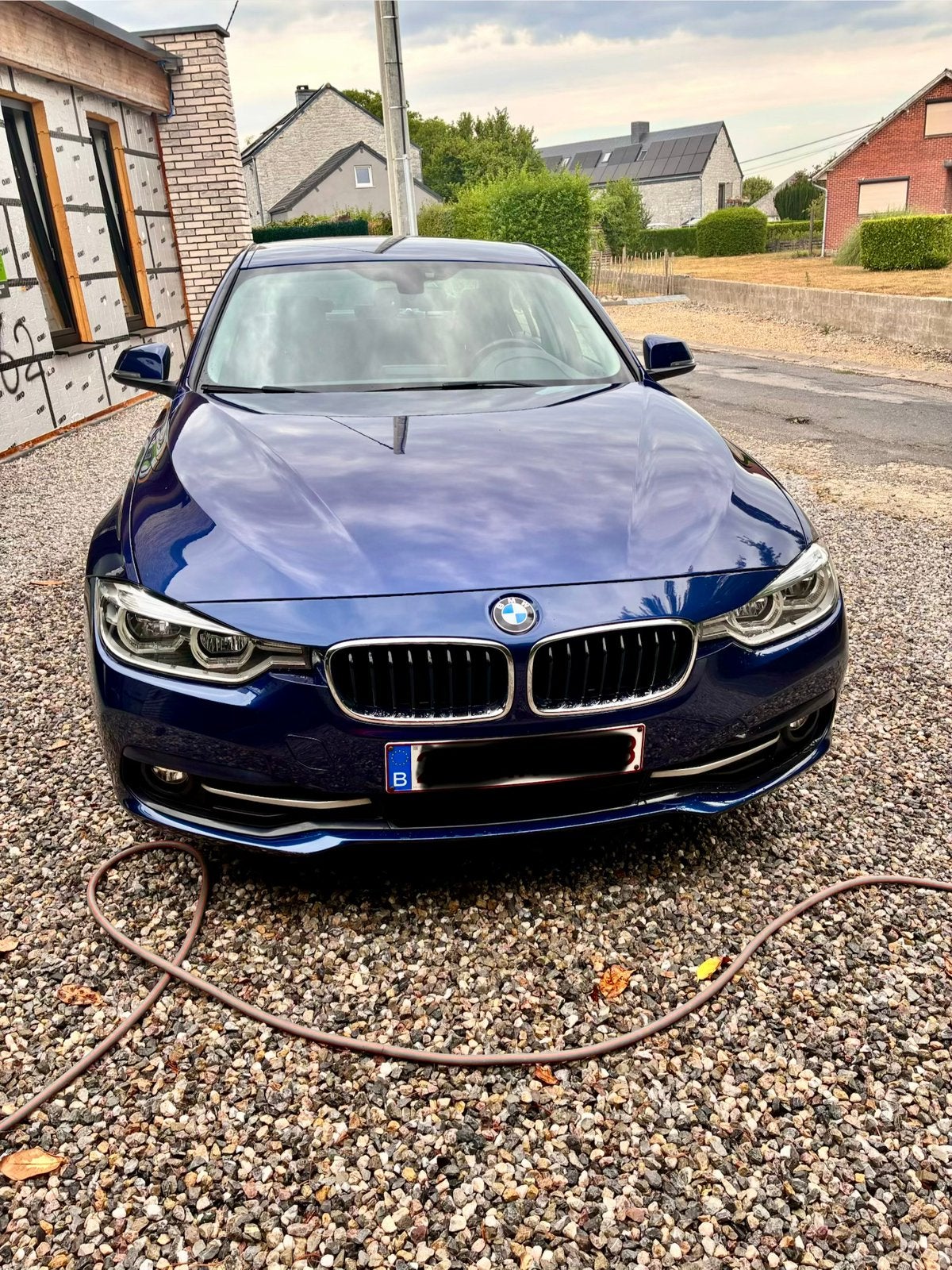 BMW 318D SPORT, 100 kW, Blauw, 5 deurs, Particulier