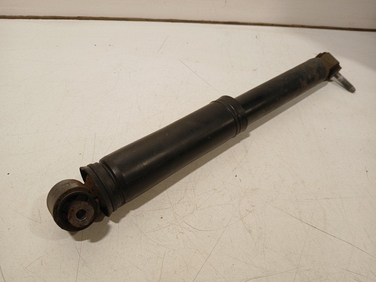 Schokbreker links achter Renault Grand Scénic, Onderdelen@venauto.nl, Van der Ven Autorecycling B.V., Gebruikt, Ettenseweg 76, 4706 PB Roosendaal, The Netherlands