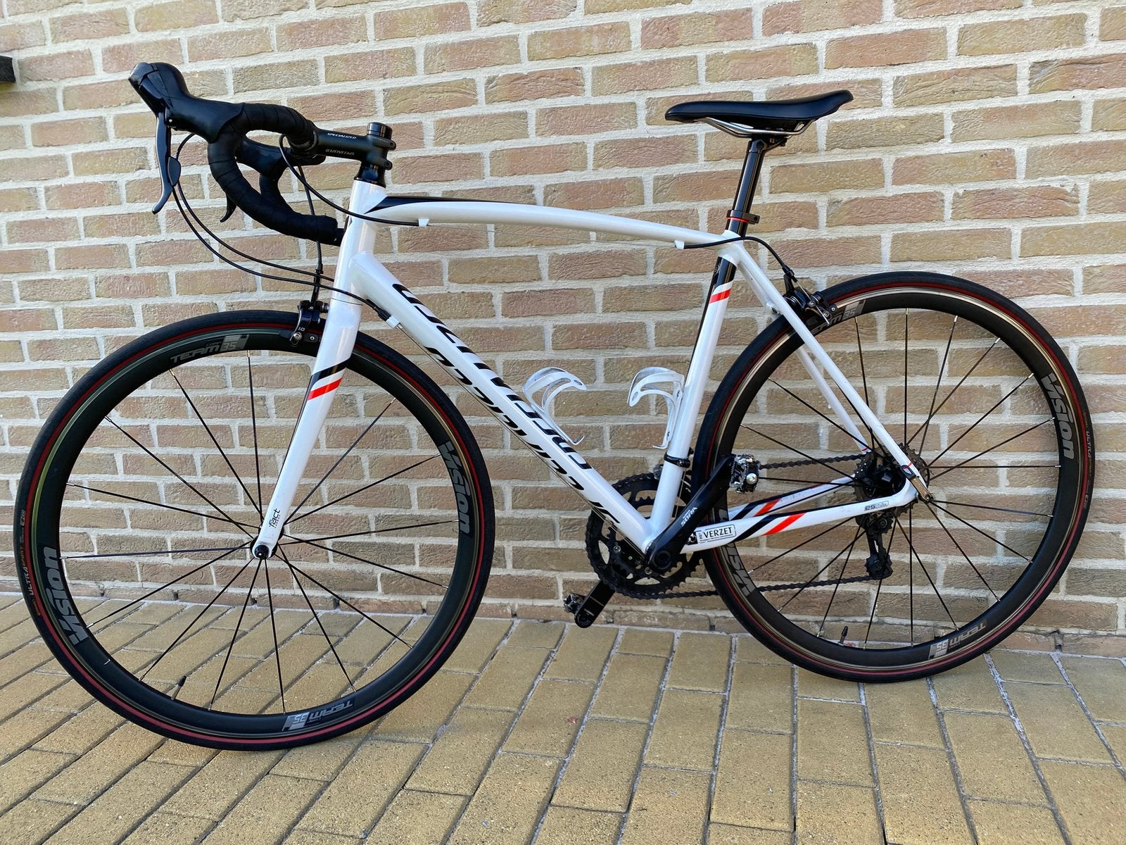 Specialized Allez 5, Ophalen, Gebruikt, Velgrem, 15 tot 20 versnellingen