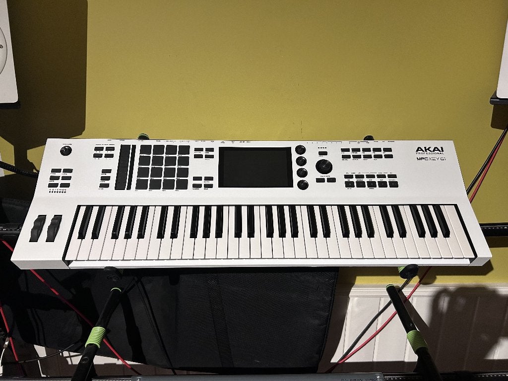 Akai MPC Key61 wrapped white, Muziek en Instrumenten, Ophalen of Verzenden, Zo goed als nieuw, 61 toetsen, Overige merken