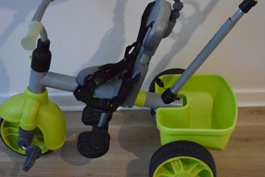 TRYCYCLE LITTLE TRIKE, Fietsen en Brommers, Ophalen, Gebruikt, Velgrem, Duwstang