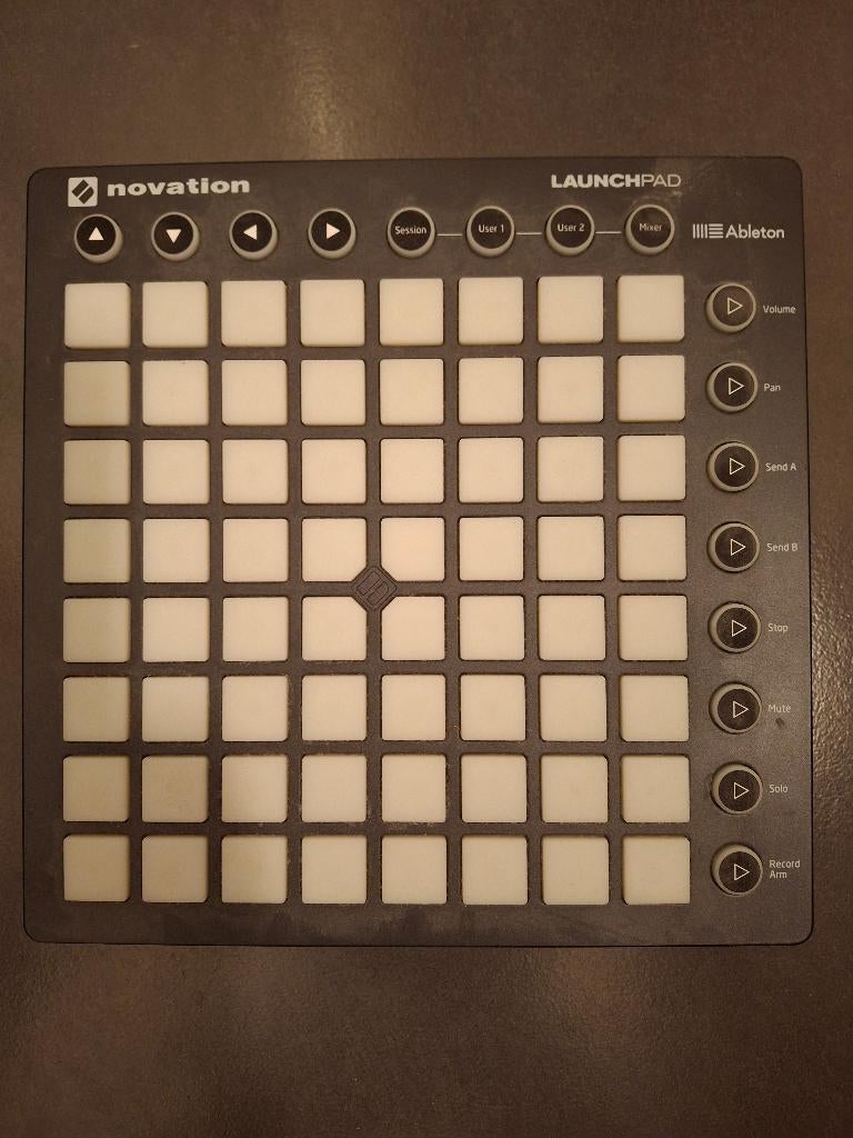 Novation launchpad mk2, Musique & Instruments, Enlèvement, Comme neuf
