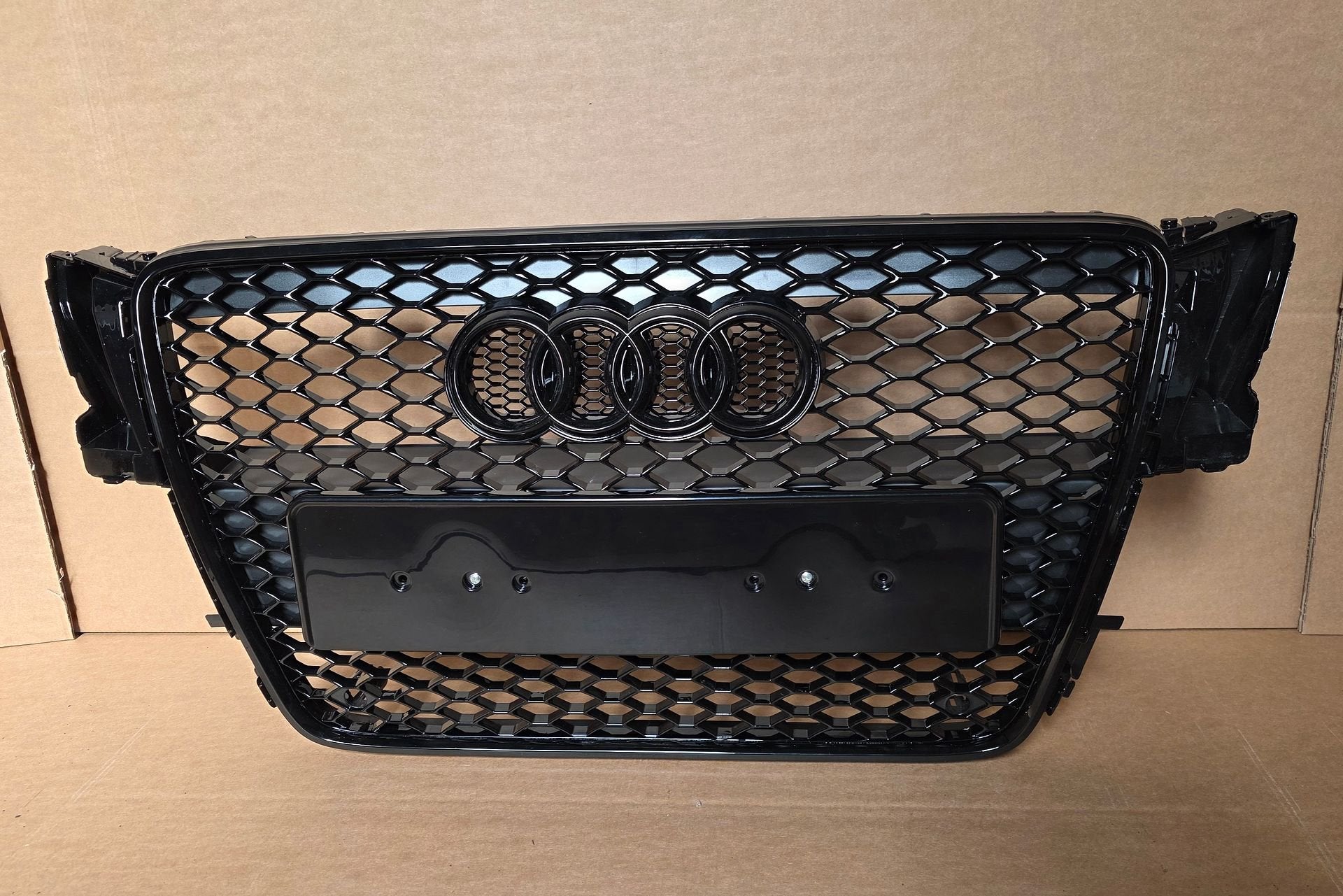 Grill Audi A5 8T RS LOOK HOOGLANS ZWART bj.2007-2012 GRILLE, Auto-onderdelen, -, Nieuw, Ophalen of Verzenden, -