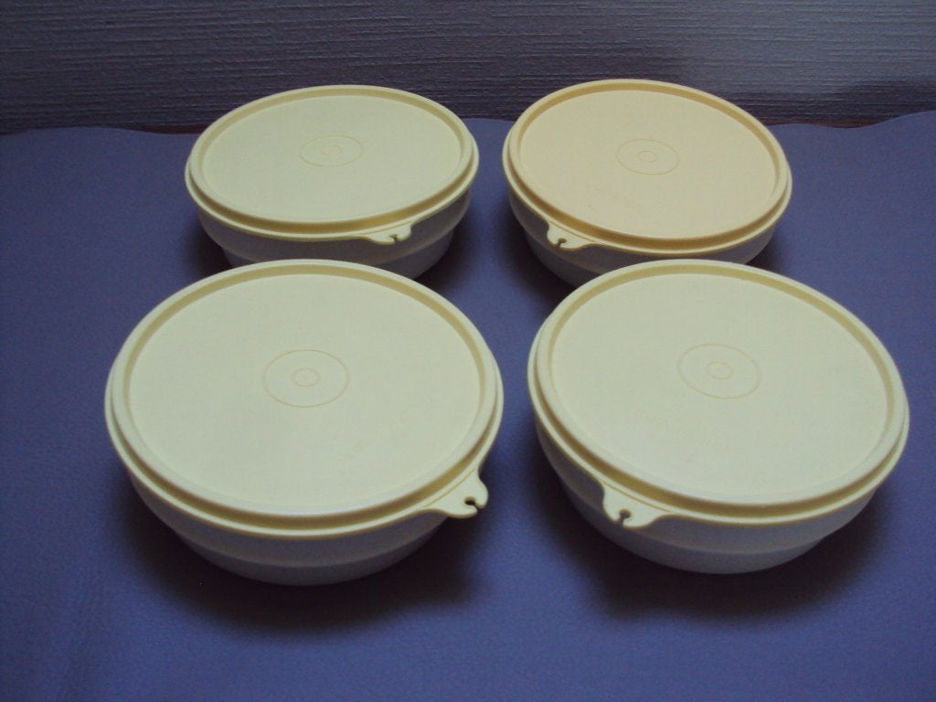 Set van 4 ronde TUPPERWARE doosjes, Ophalen of Verzenden, Geel