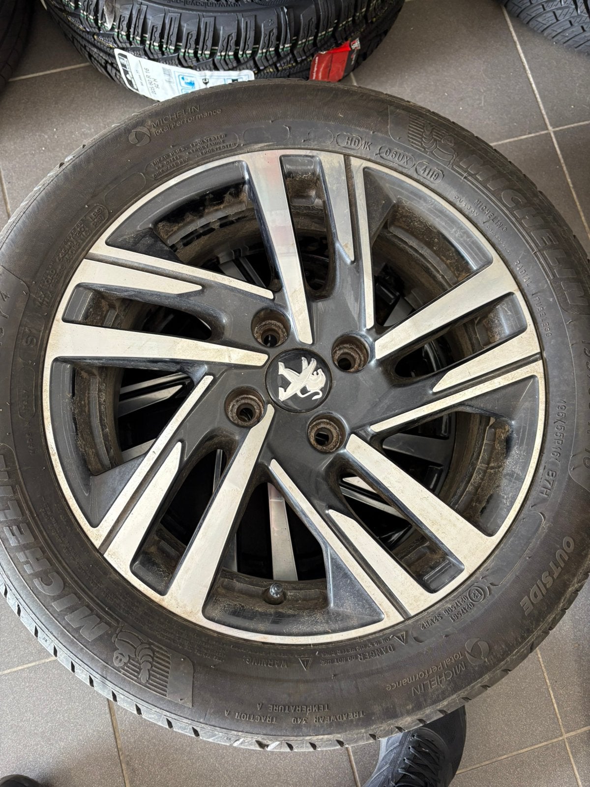 Roue peugeot 208, Enlèvement, Peugeot