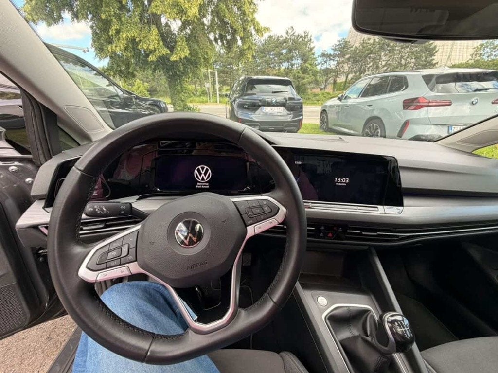 Style de vie de la Volkswagen Golf 8, Autos, Volkswagen, Argent ou Gris, Achat, Euro 6, 110 g/km