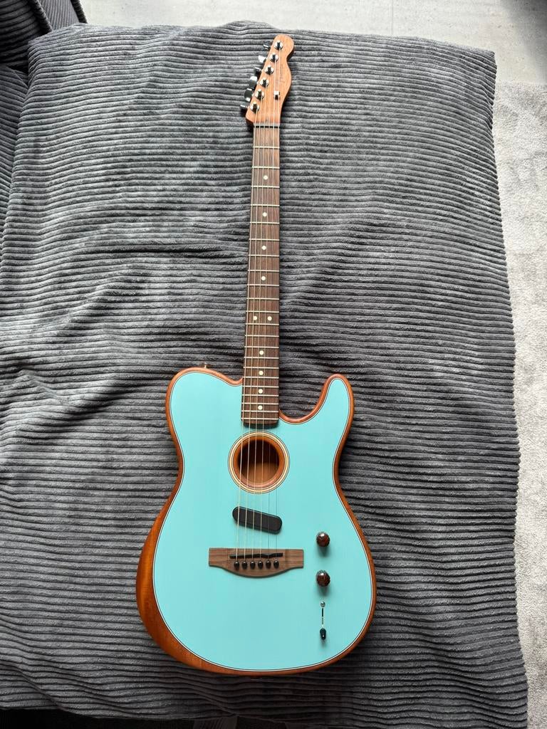 Fender Acoustasonic Limited Edition, Muziek en Instrumenten, Ophalen, Zo goed als nieuw, Hollow body, Fender