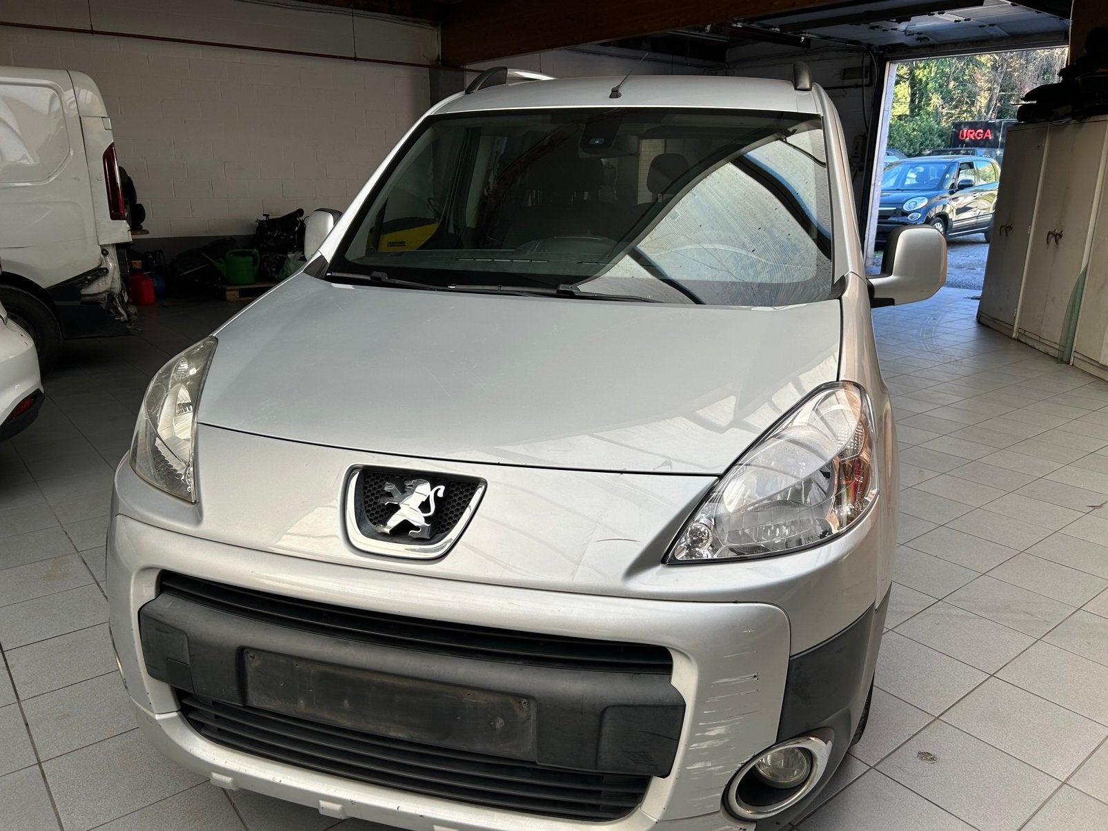 peugeot parten, Autos, Achat, Entreprise, Boîte manuelle, 5 portes