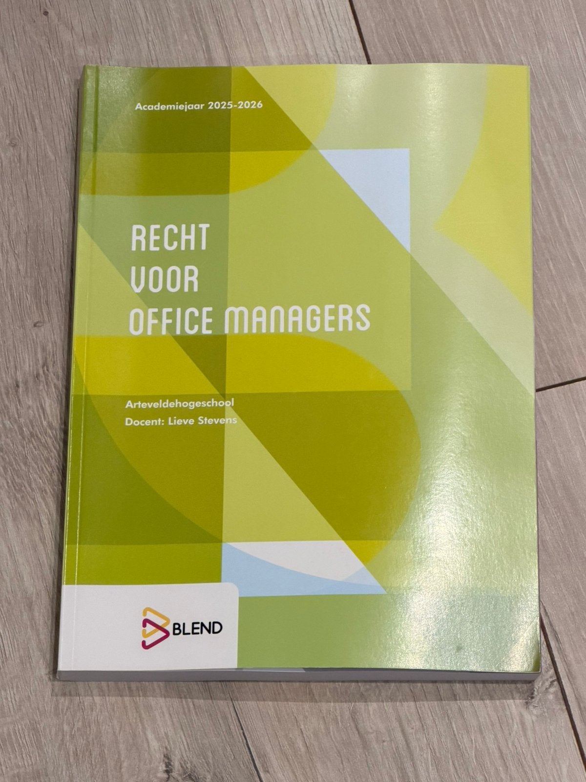 Recht voor office manager, Ophalen, Zo goed als nieuw, ASO, Overige vakken