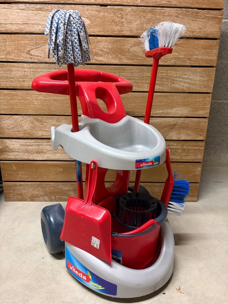 Jouets de nettoyage pour chariots, Enfants & Bébés, Jouets | Poupées, Enlèvement, Utilisé, Autres types