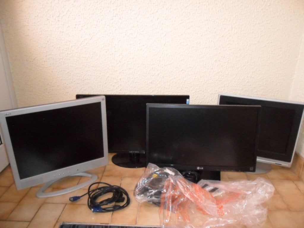 lot ecran / moniteur 20€, Informatique & Logiciels, Enlèvement, DVI