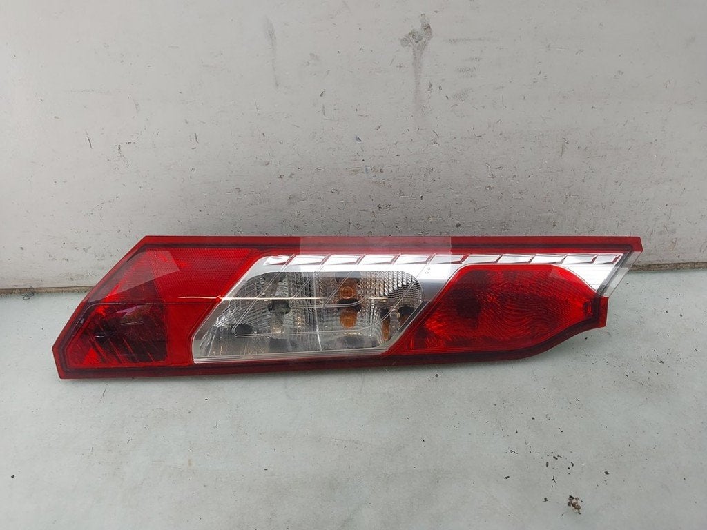 FEU ARRIÈRE GAUCHE Ford Transit Connect (PJ2) (01-2013/-), Valeo, 100, rue de Courcelles
75017  Paris, FR, Info@valeo.fr, Ford