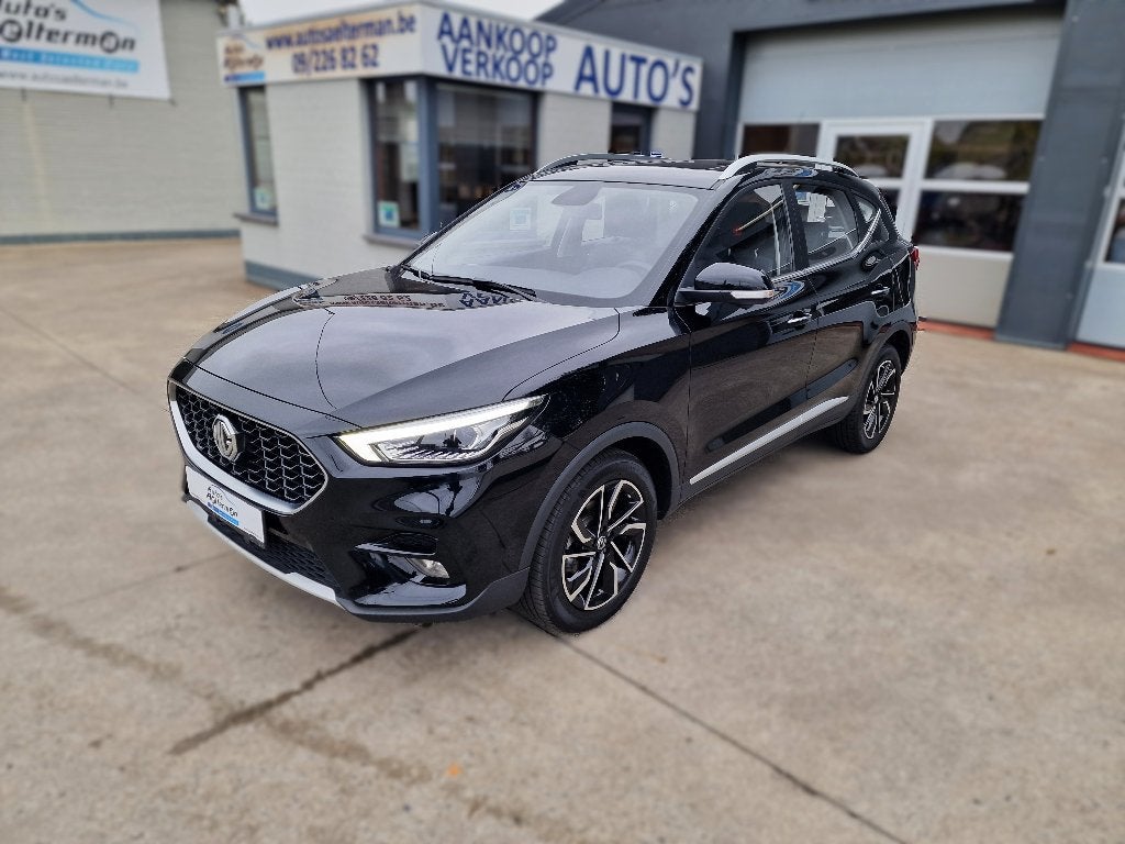 MG ZS 1.0 T-GDi Luxury * Led * Leder * Opendak  * LIKE NEW, Autos, Cuir, Achat, Entreprise, Noir