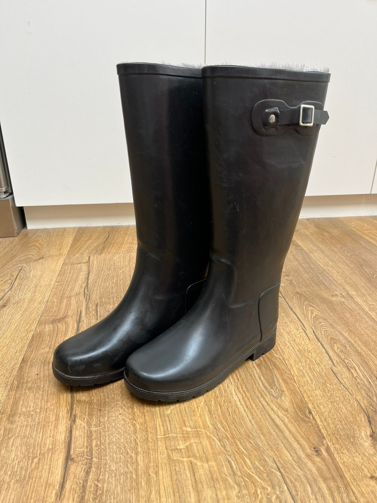 Zwarte regenlaarzen met zachte voering van XPLOR, Vêtements | Femmes, Chaussures, Enlèvement, Comme neuf, Bottes de pluie