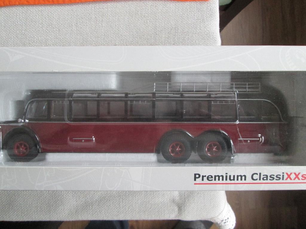 Premium Classixxs Mercedes Benz O 10000 1:43, Enlèvement ou Envoi, Comme neuf, Bus ou Camion, Autres marques