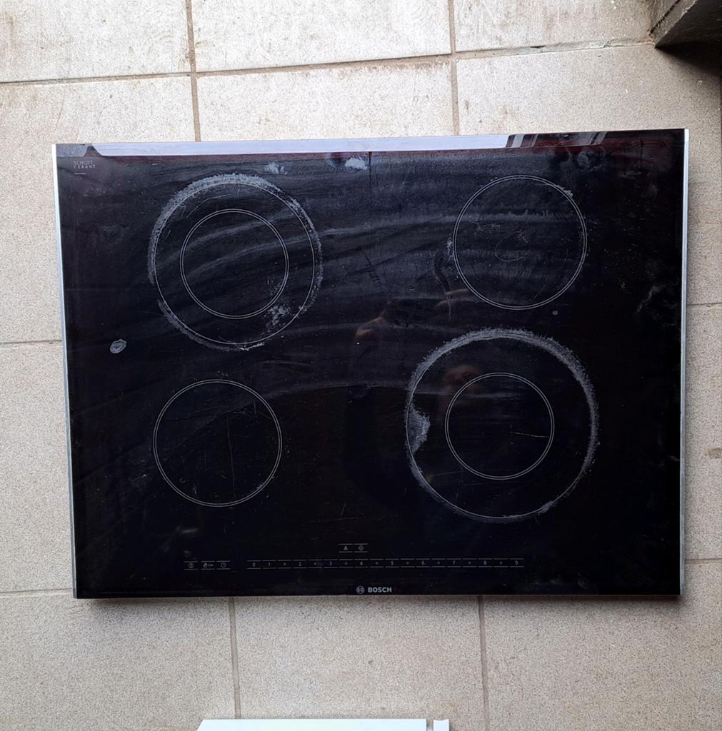 Bosch keramische kookplaat, Elektronische apparatuur, Kookplaten, Zo goed als nieuw, Inbouw, Keramisch, 4 kookzones, Ophalen