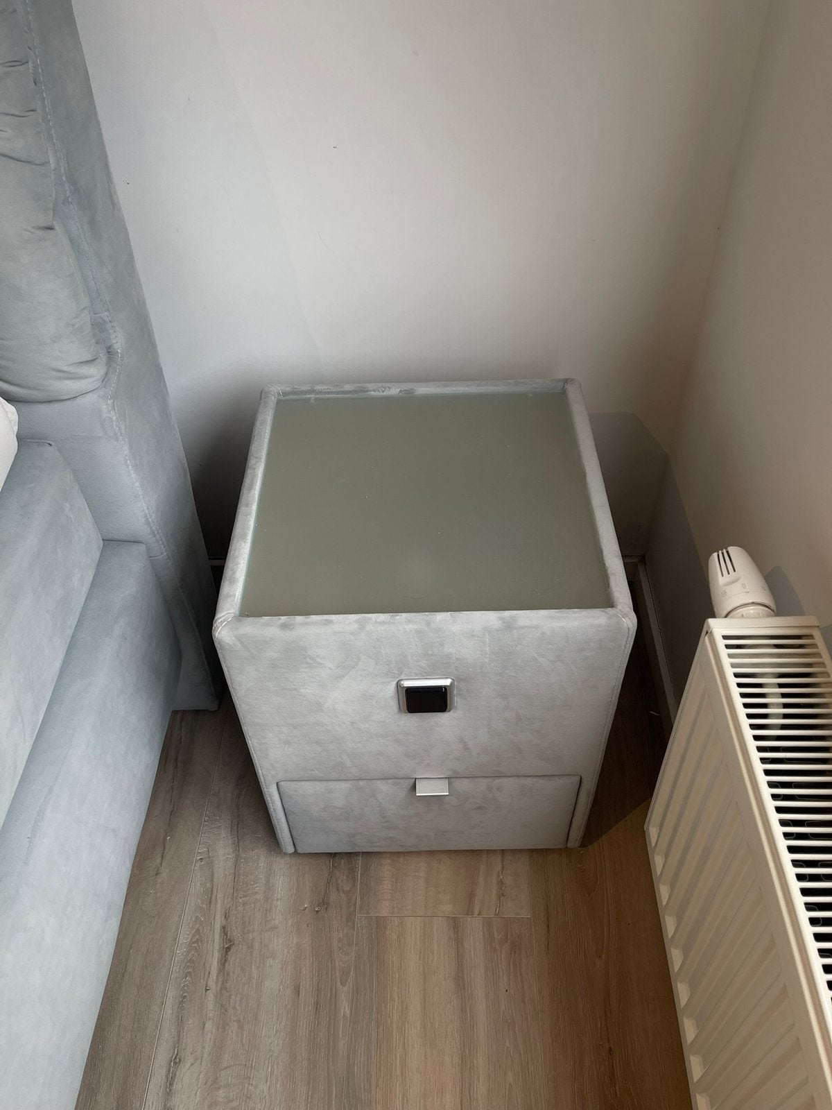 Prenuptia boxspring met 2 nachtkastjes, Maison & Meubles, Comme neuf, Enlèvement, 180 cm, 200 cm