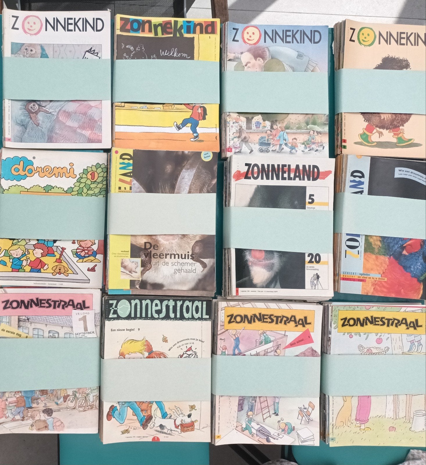 Kinder tijdschriften, Ophalen