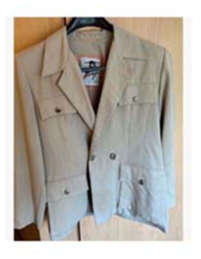Beige “Saharienne” jas - maat 40/42– als nieuw, Maat 38/40 (M), Beige, Ophalen of Verzenden, Zo goed als nieuw