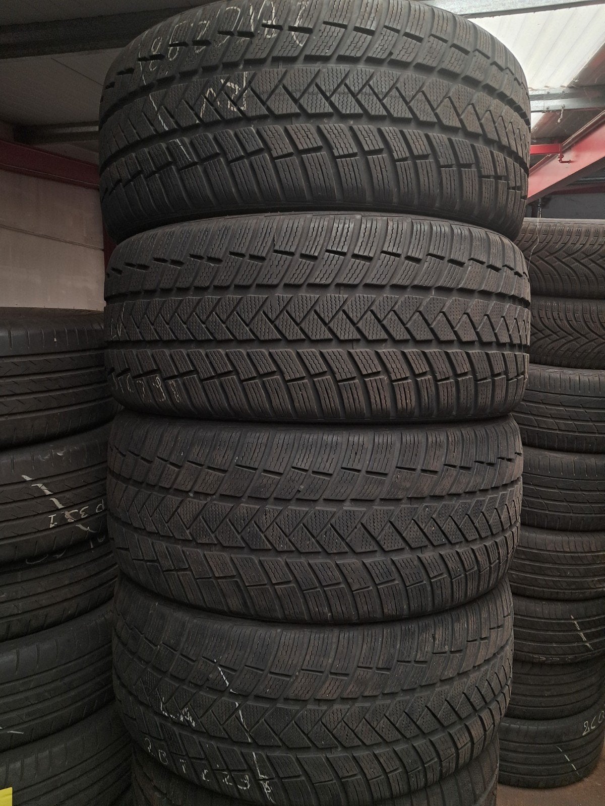 255/40/20 2554020 255/40r20 hiver 7 mm et 8 mm, Autos : Pièces & Accessoires, Enlèvement