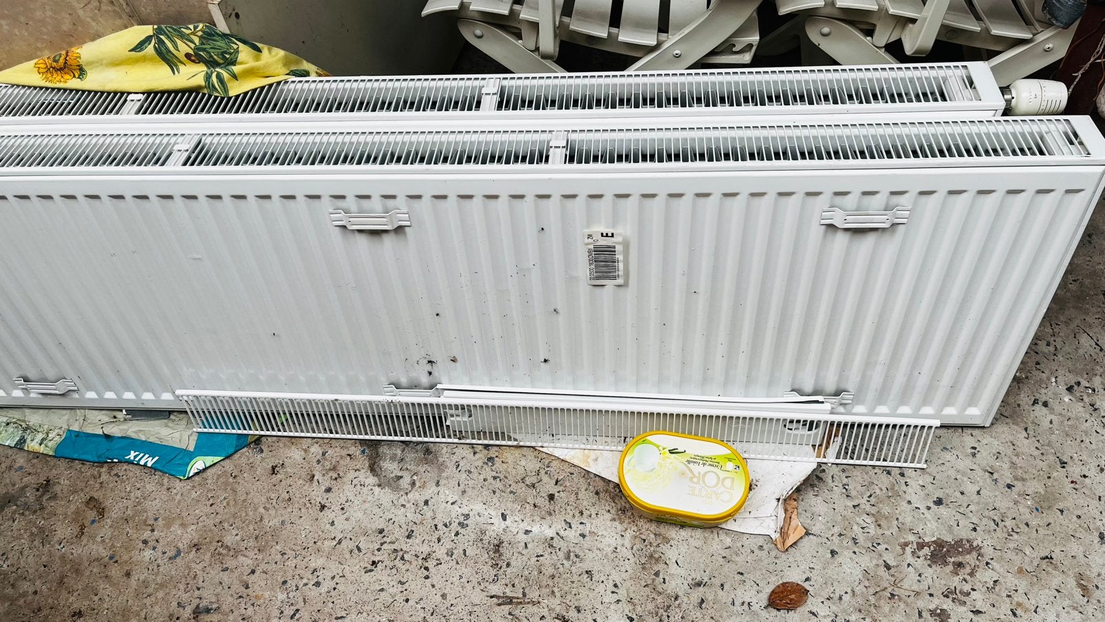 2 radiatoren van 1,5m lang en 0,45m hoog, Ophalen, Zo goed als nieuw