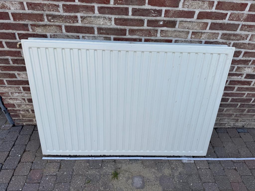 Radiator, Doe-het-zelf en Bouw, Ophalen, Gebruikt, Radiator, 60 tot 150 cm