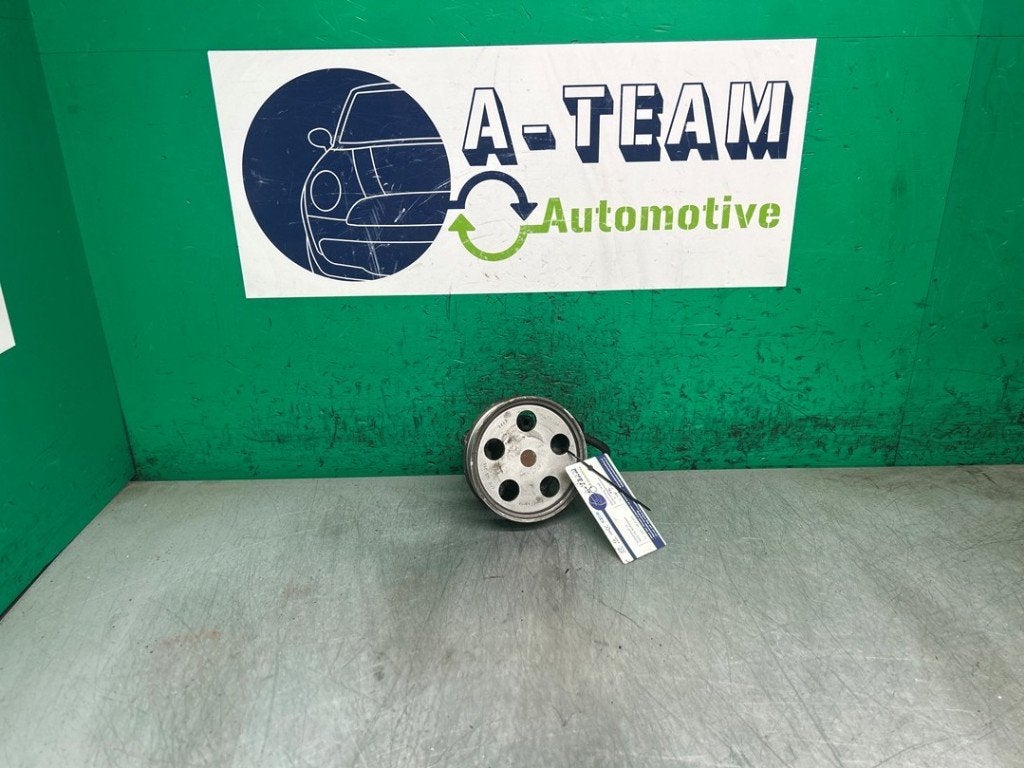 POMPE DE DIRECTION Audi A4 Cabriolet (B6) (|8E0145153H|), Auto-Union-Straße  1,
85057  Ingolstadt, DE, Info@audi.de, Audi, Utilisé