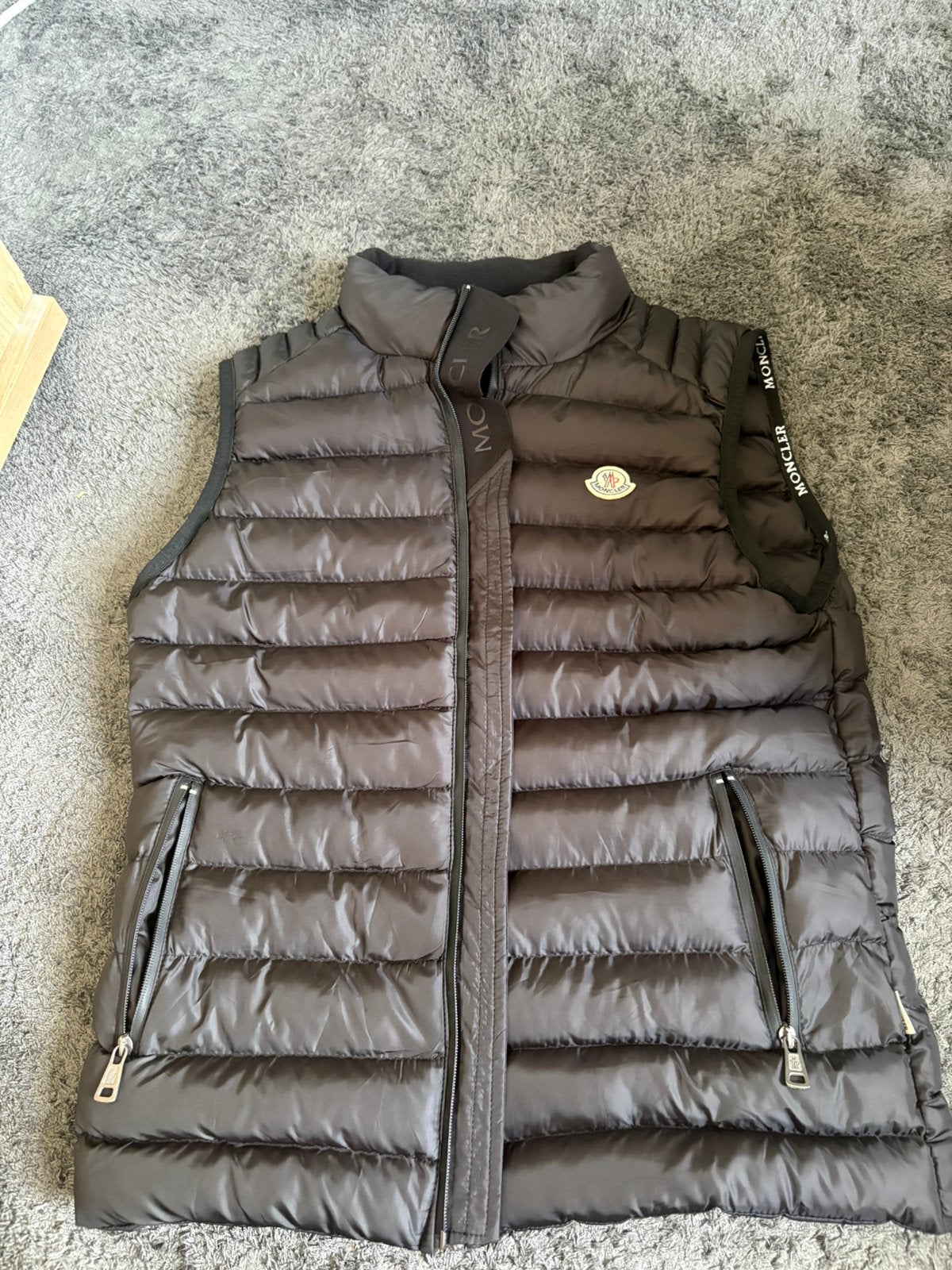 Moncler Zwarte Bodywarmer – Maat M, Kleding | Heren, Bodywarmers, Ophalen, Zo goed als nieuw, Maat 48/50 (M)