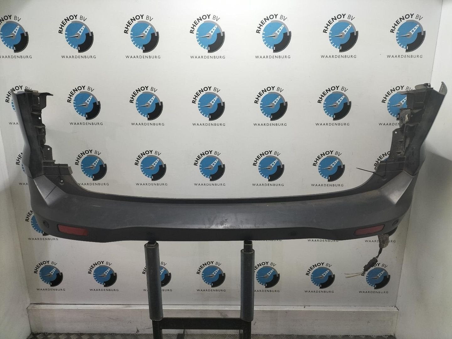 FORD TRANSIT COURIER 1.5 TDCI Limited Dur BUMPER ACHTER ET76, Arrière, ARN reconnu, Utilisé, Enlèvement ou Envoi