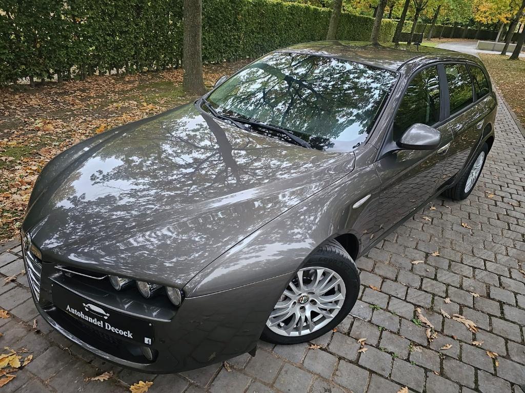 Alfa romeo 159 JTDM 1.9 diesel | handgeschakeld | leder, Auto's, Alfa Romeo, Zwart, Leder, 5 deurs, Euro 4