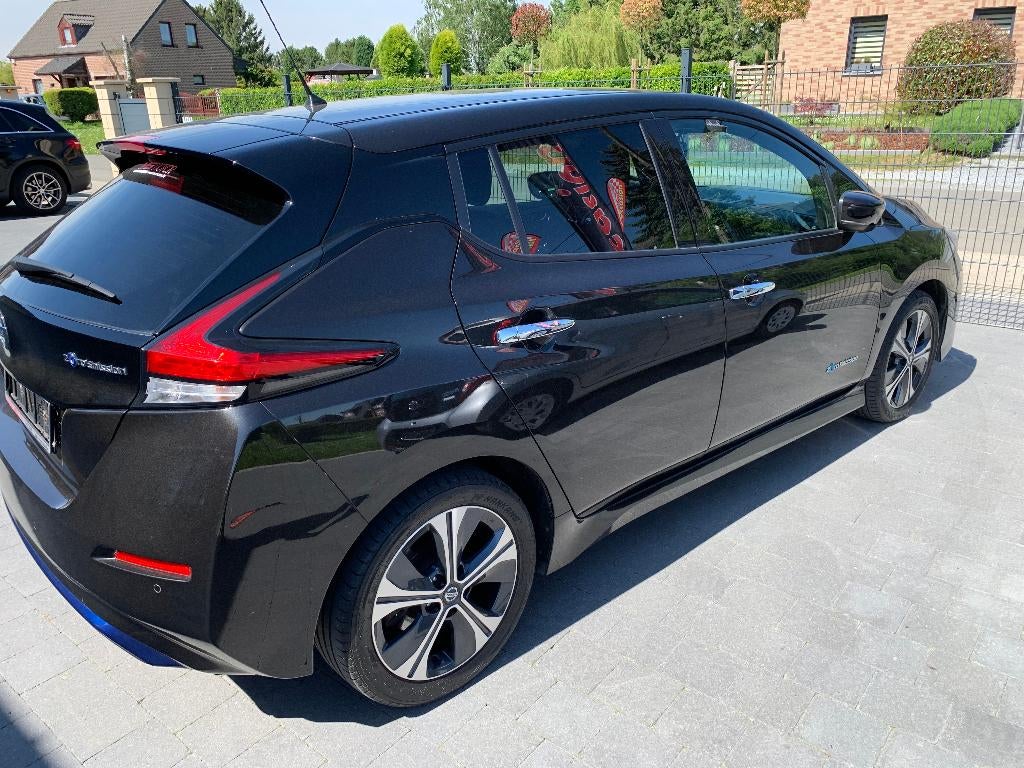 nissan leaf, Autos, Nissan, Détection des panneaux routiers, Achat, 4 portes, Noir