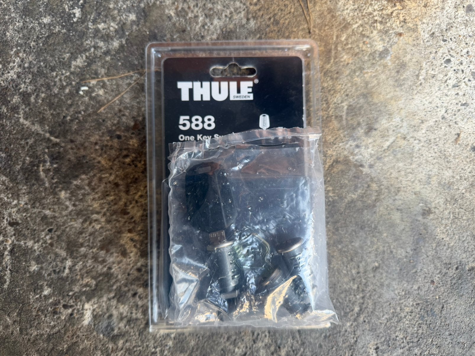 Thule Dakdrager slot set( 4stuk )nieuw in de verpakking, Auto diversen, Ophalen, Nieuw